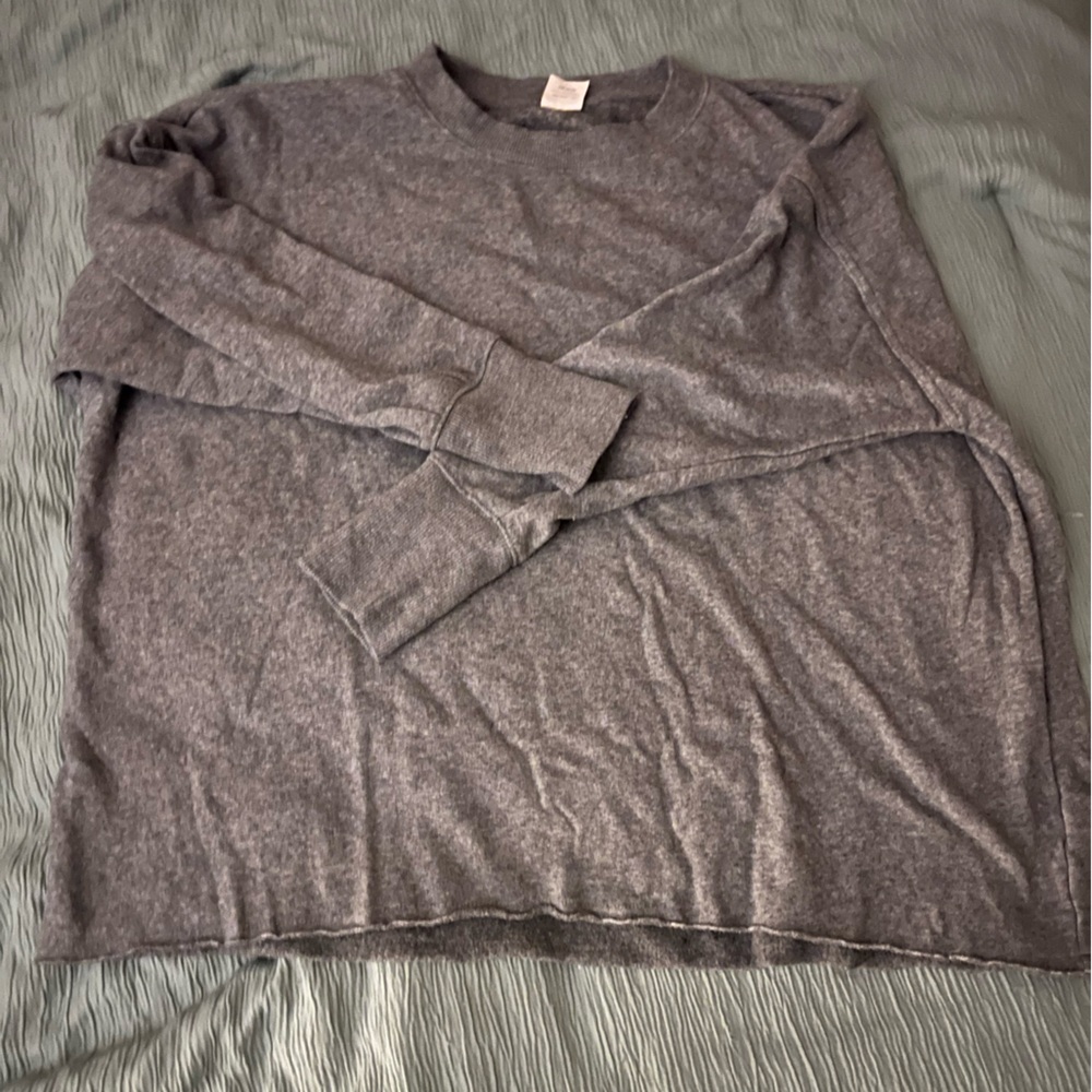 Cozy Gray Cropped Sleeve Sweater